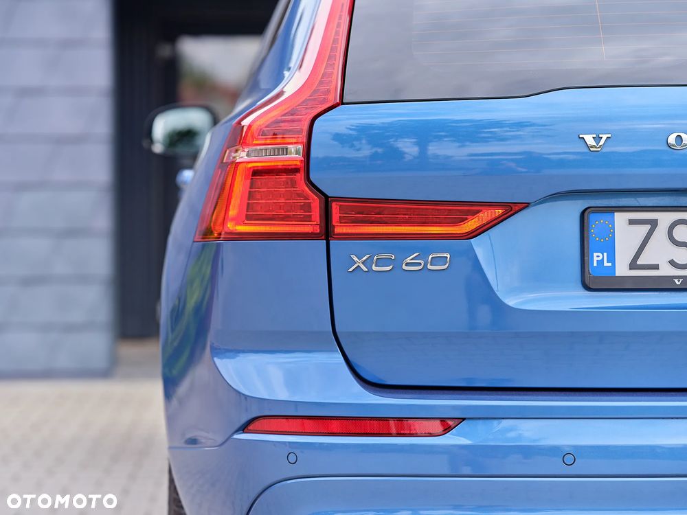 Volvo XC 60 D4 Geartronic RDesign - 27