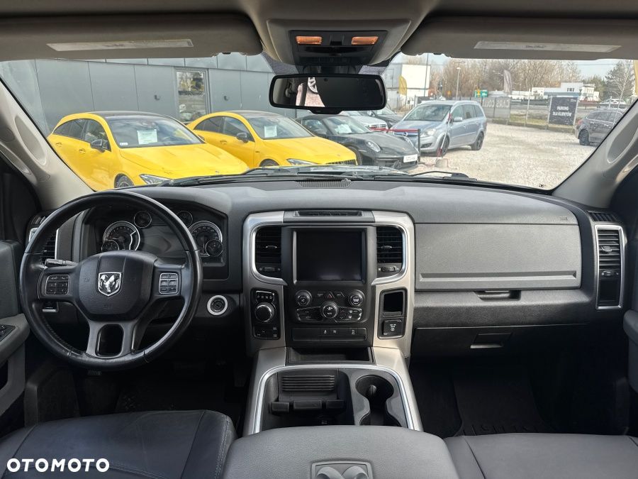 RAM 1500 - 12