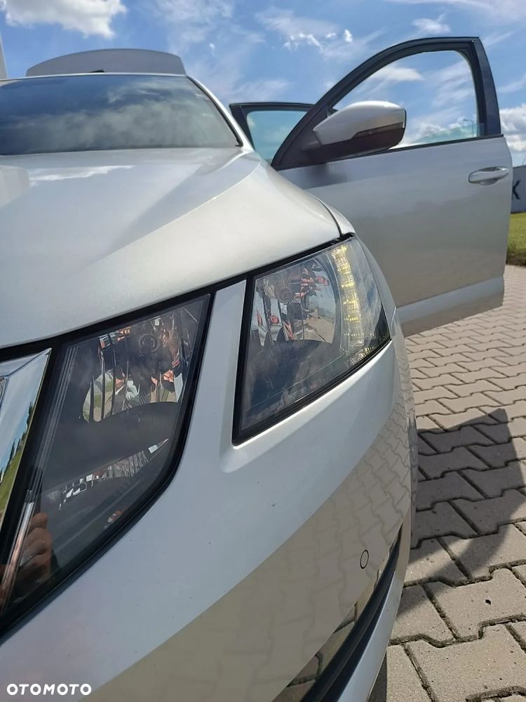 Skoda Octavia 1.6 TDI Ambition - 9