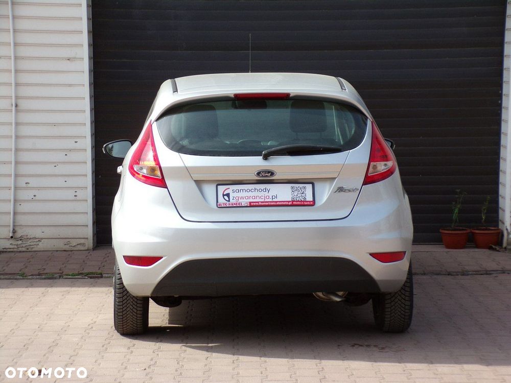 Ford Fiesta - 8