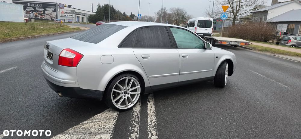 Audi A4 Limousine 1.8T - 10