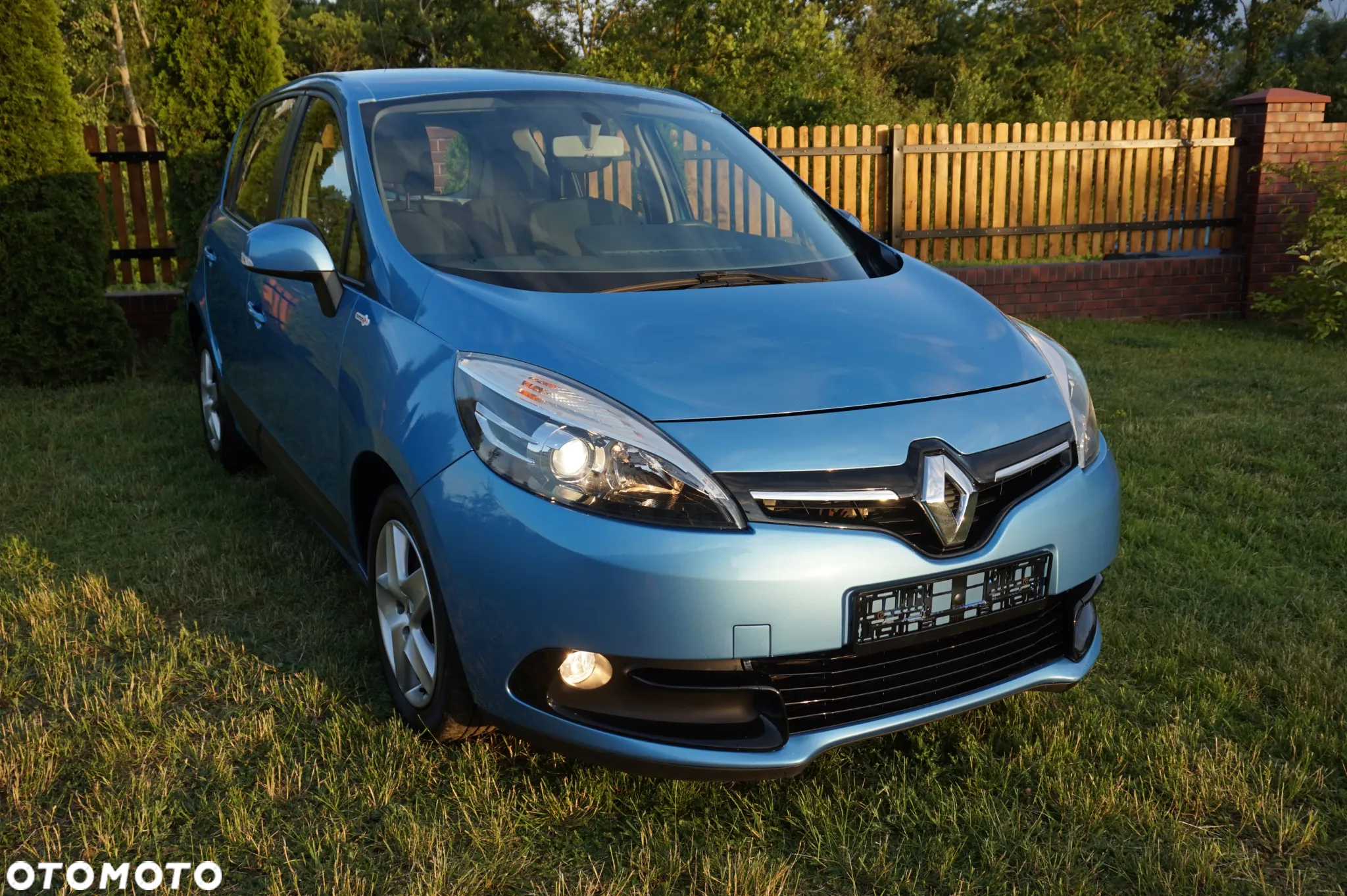 Renault Scenic 1.6 16V 110 TomTom Edition - 5