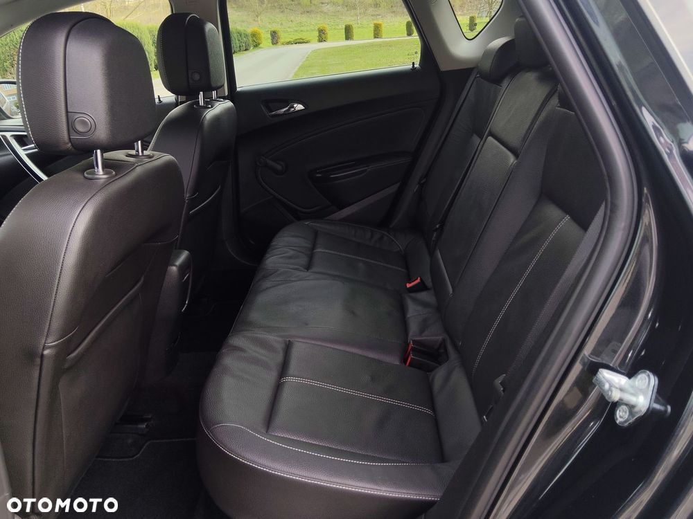 Opel Astra 1.6 Cosmo - 24