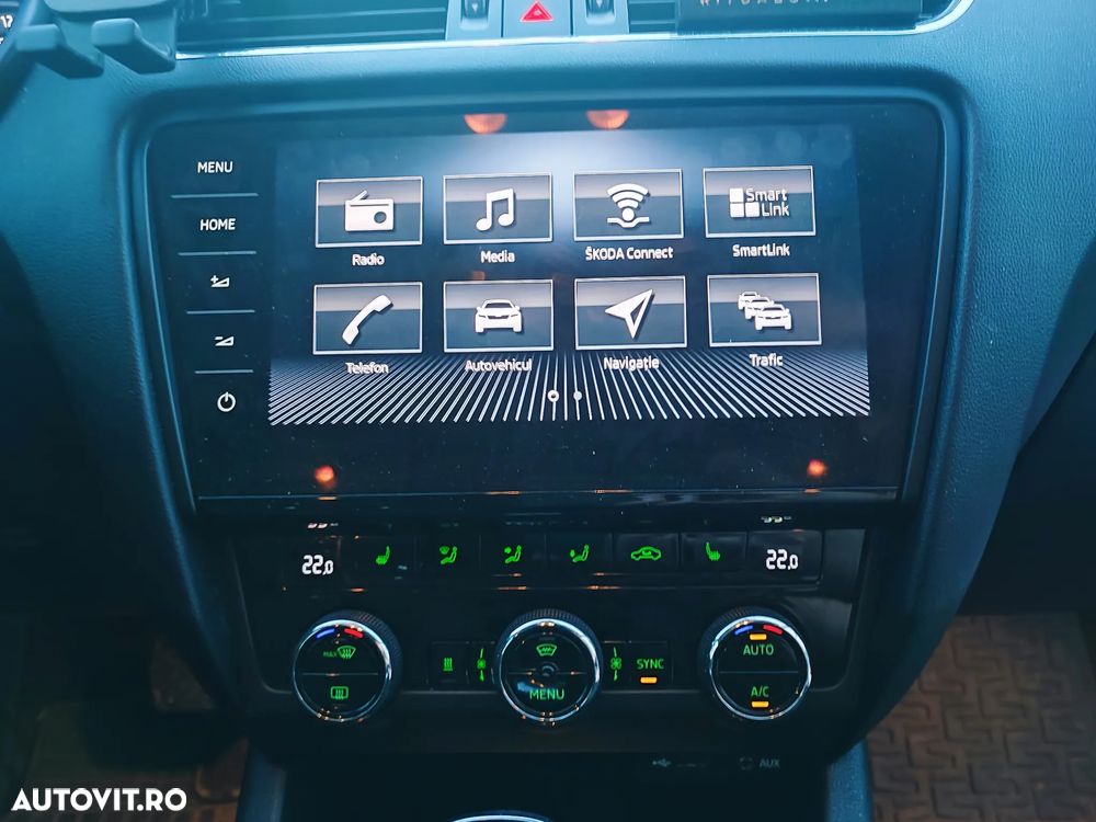 Skoda Octavia 2.0 TDI ELEGANCE DSG - 10