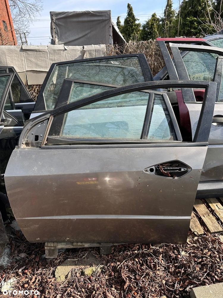 DRZWI PRZEDNIE LEWE HONDA CIVIC VIII UFO