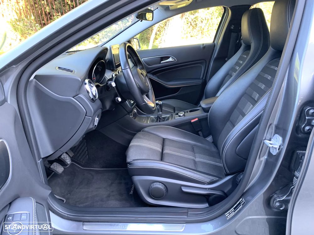 Mercedes-Benz GLA 180 d Urban - 12