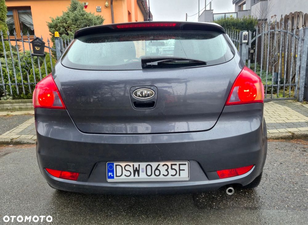 Kia ProCeed 2.0 CVVT Spirit - 6