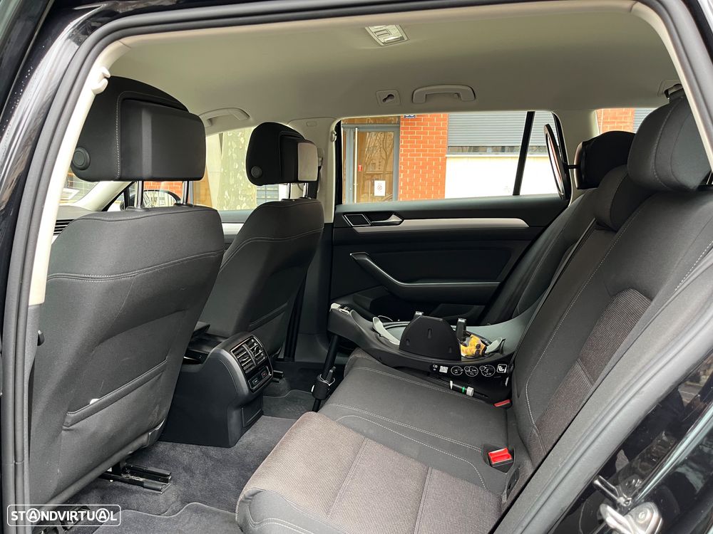 VW Passat Variant 2.0 TDi Business Package DSG - 12
