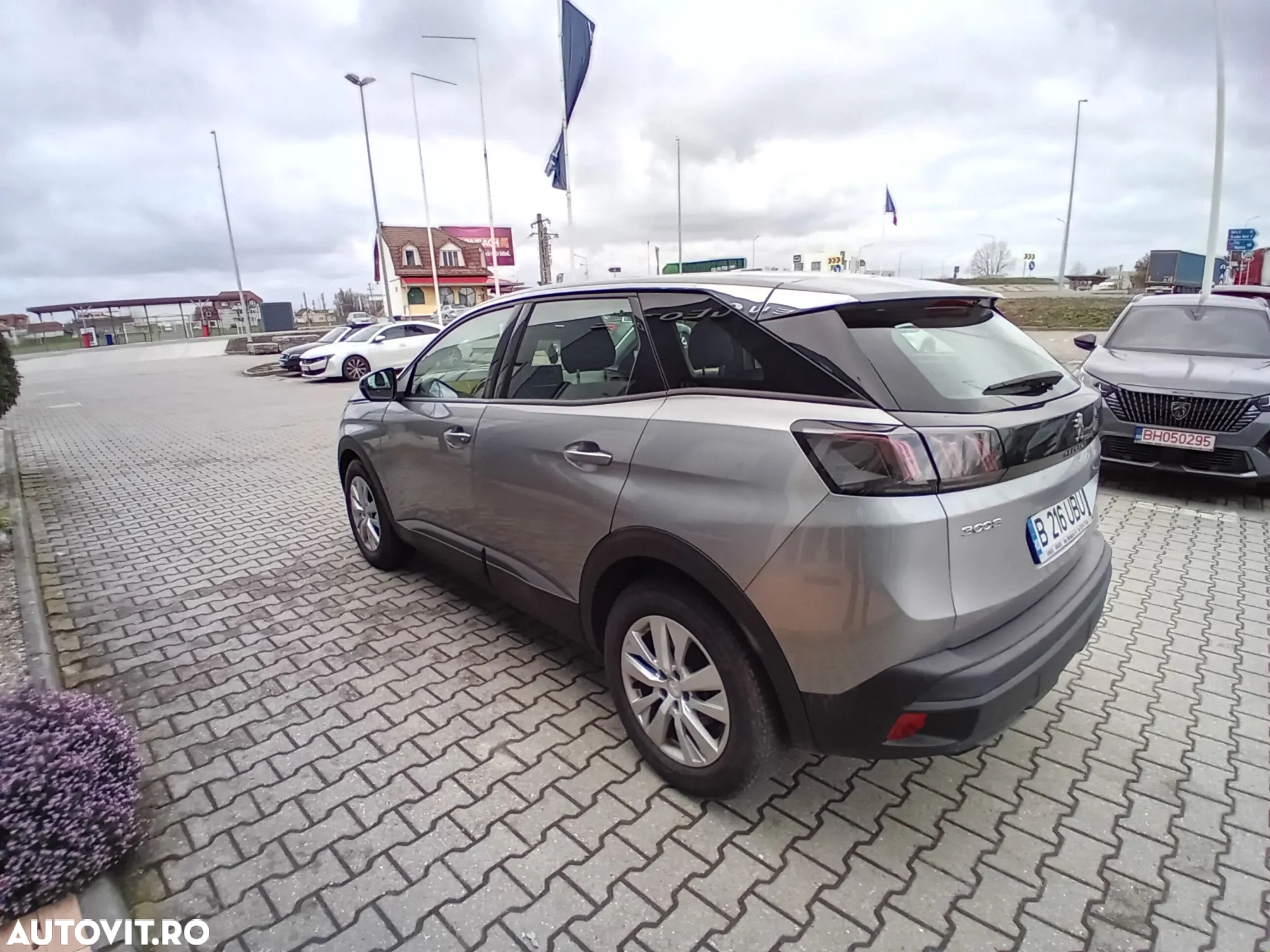 Peugeot 3008 1.2 PureTech 130 EAT8 Active Pack - 8