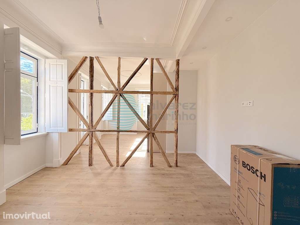 Apartamento T2, muito bem localizado, com todos os serviços por perto - Grande imagem: 3/25