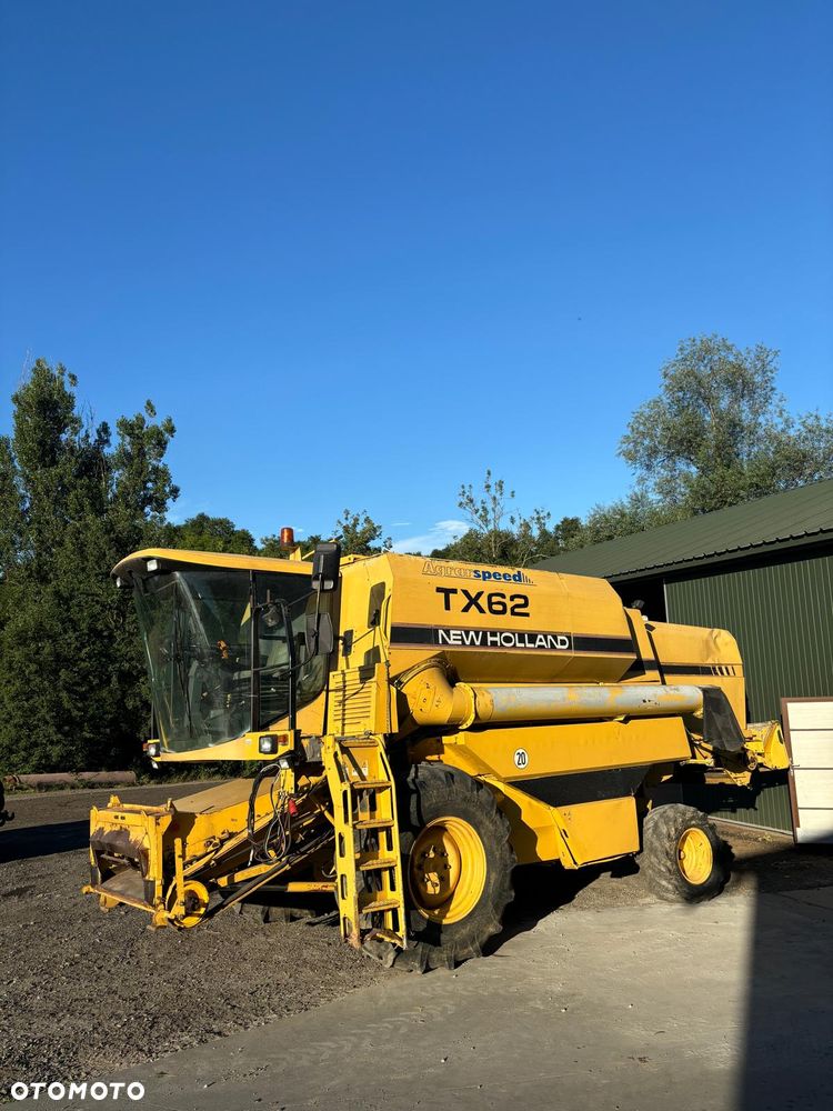 New Holland TX 62 - 1