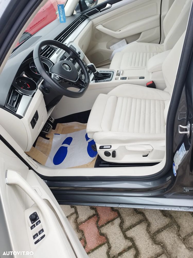 Volkswagen Passat Variant 2.0 TDI DSG (BlueMotion Technology) Highline - 4