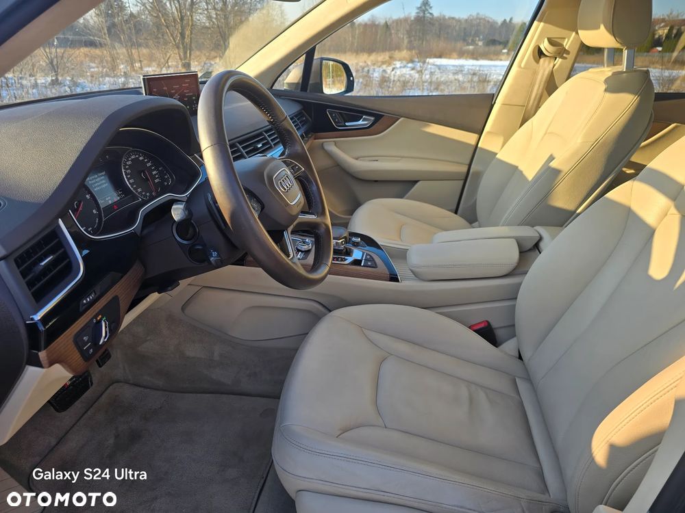 Audi Q7 - 3