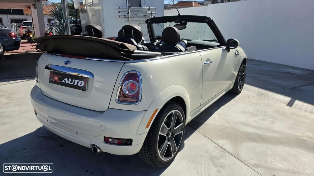 MINI Cabrio Cooper D - 4