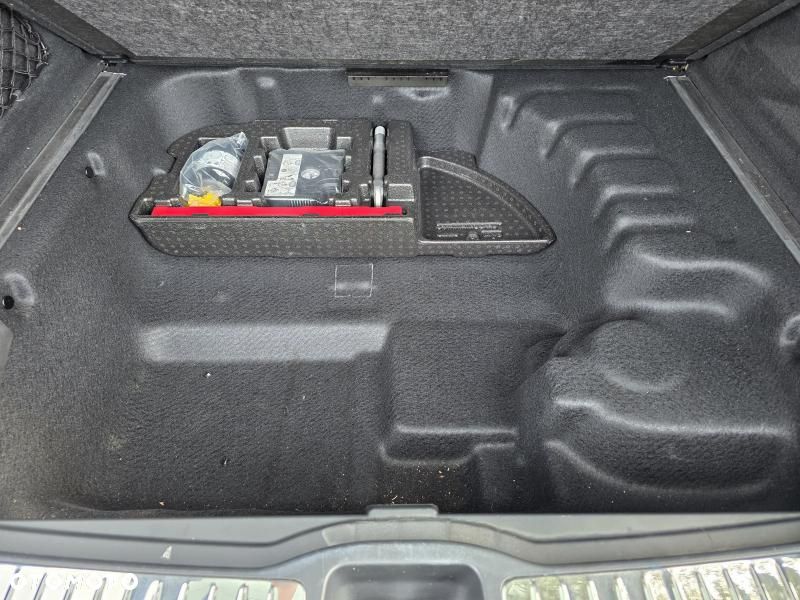 Mercedes-Benz GLE 300 d 4-Matic - 33