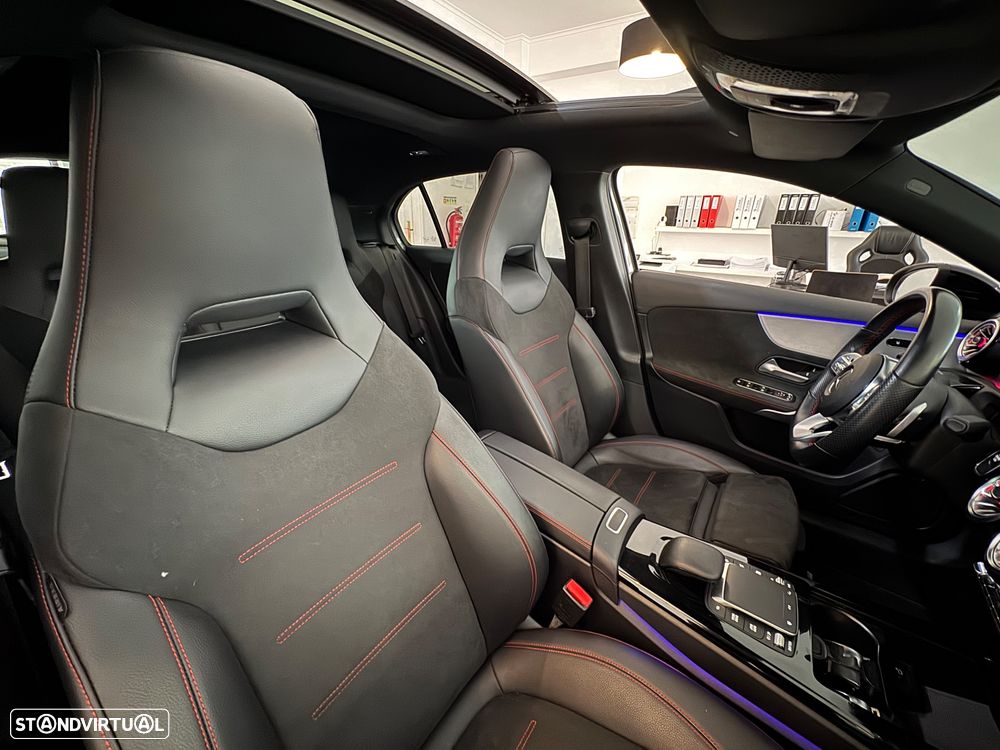 Mercedes-Benz A 250 e AMG Line - 13