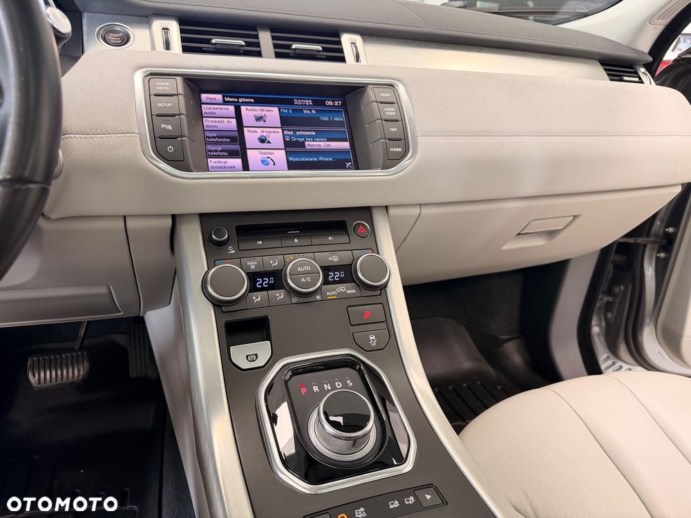 Land Rover Range Rover Evoque - 28