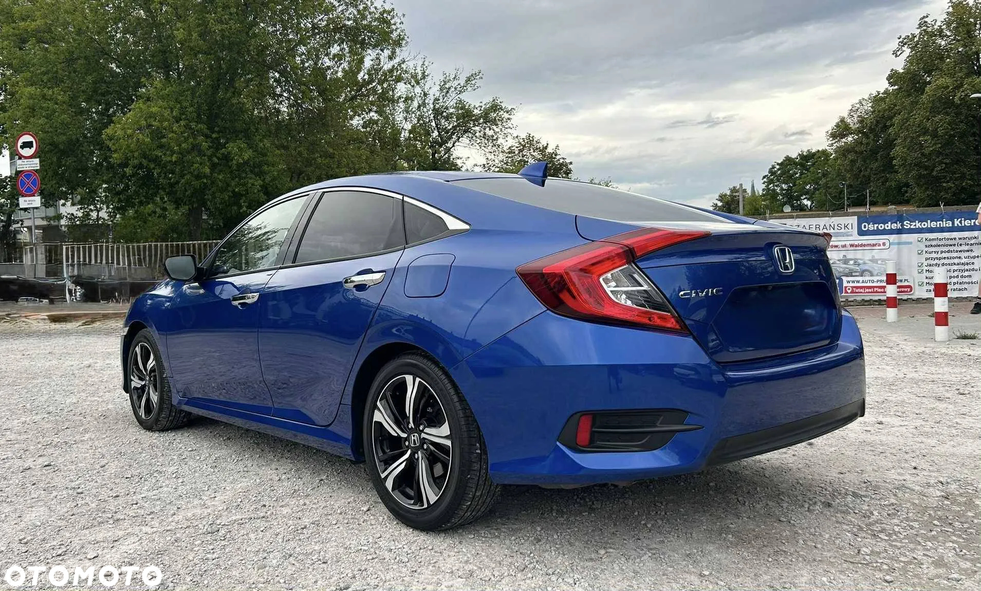 Honda Civic - 4