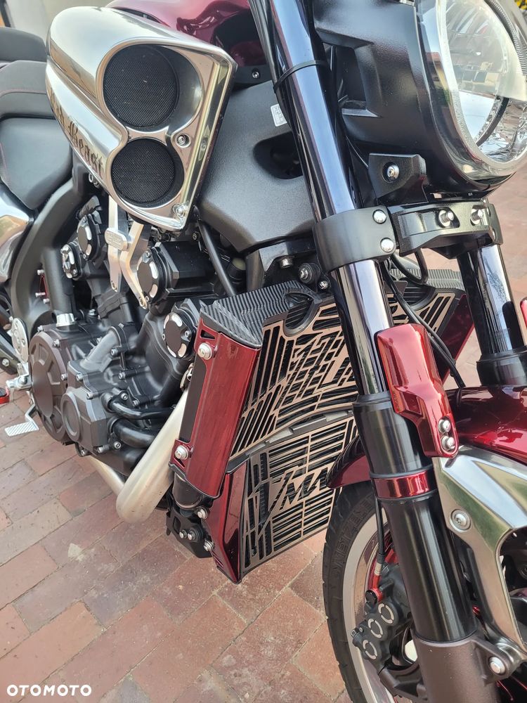 Yamaha V-MAX - 14