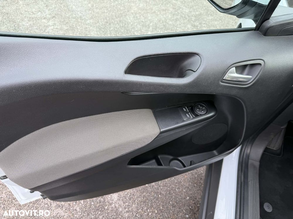 Ford Tourneo Courier 1.5 TDCi S&S Trend - 14