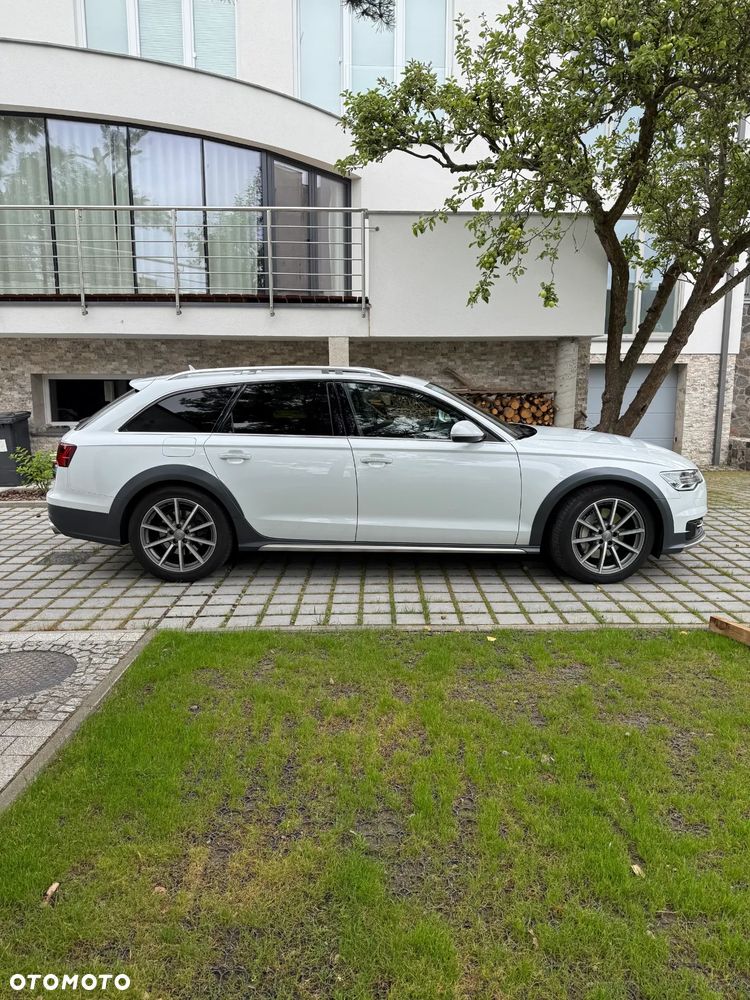 Audi A6 Allroad - 1