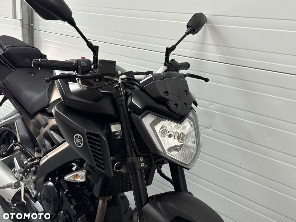 Yamaha MT - 17