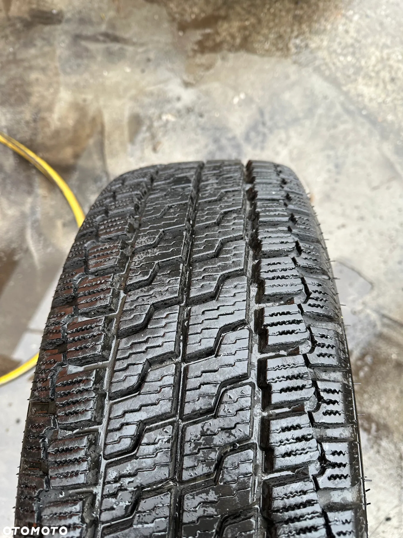Kola Ford Transit 215/65x16c Nexen - 2