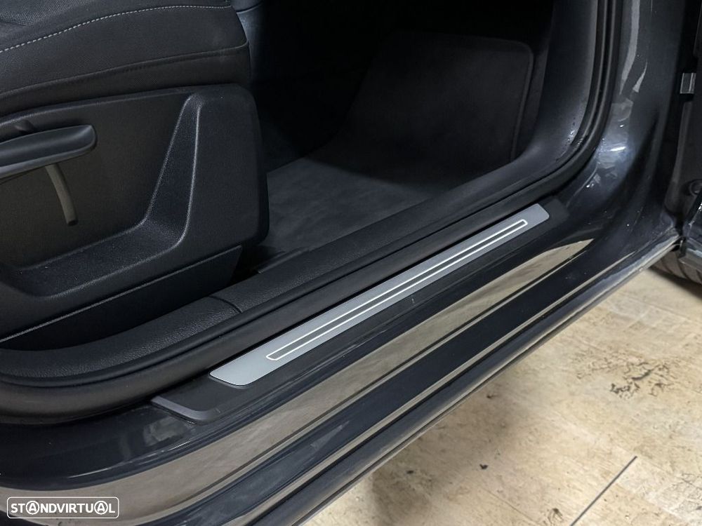 Audi Q2 30 TFSI Advanced — fotografia 9