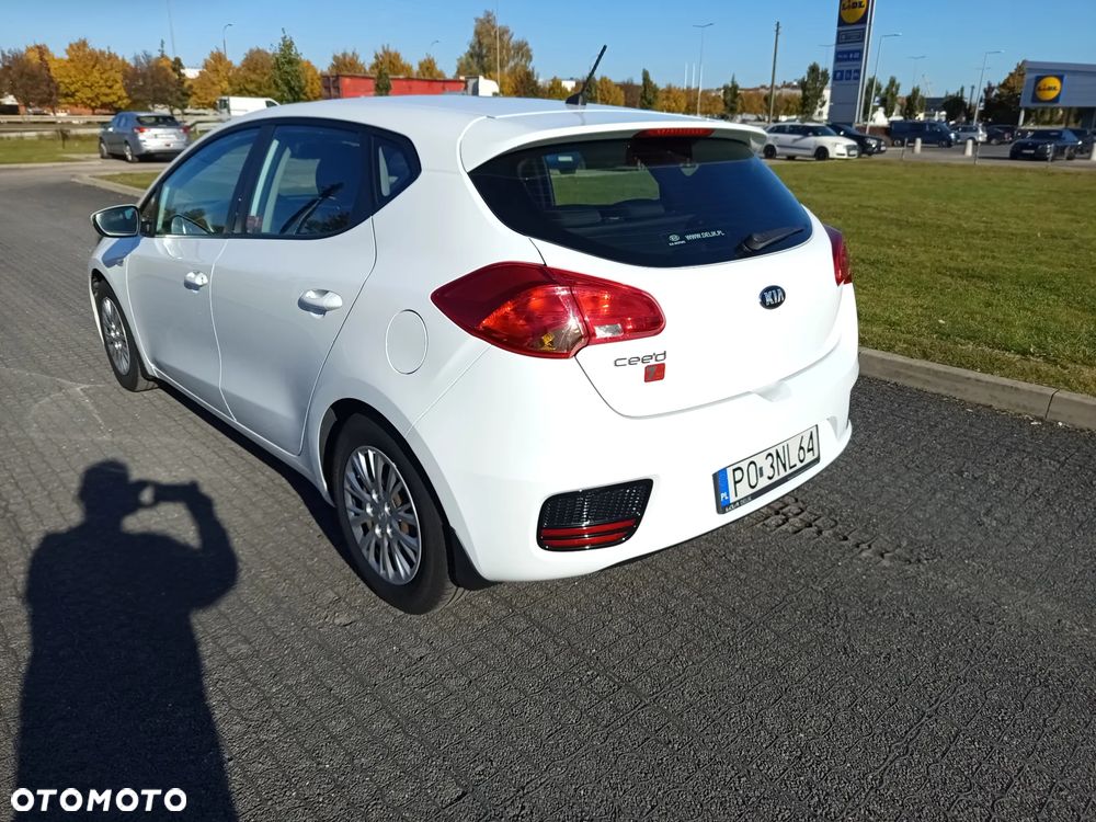 Kia Ceed - 6