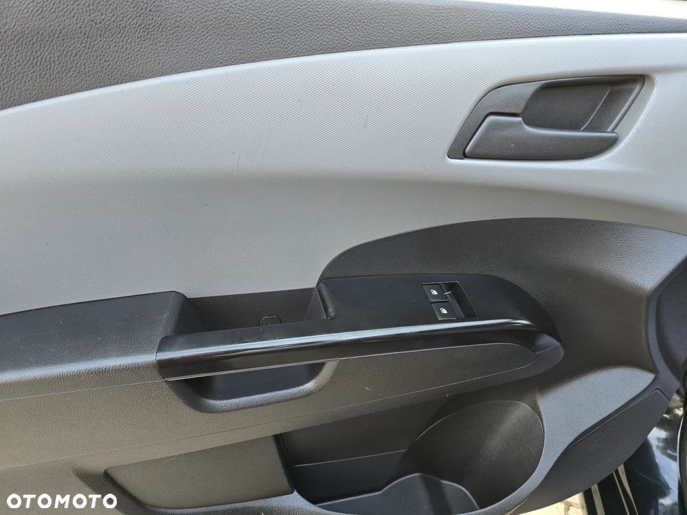 Chevrolet Aveo - 29