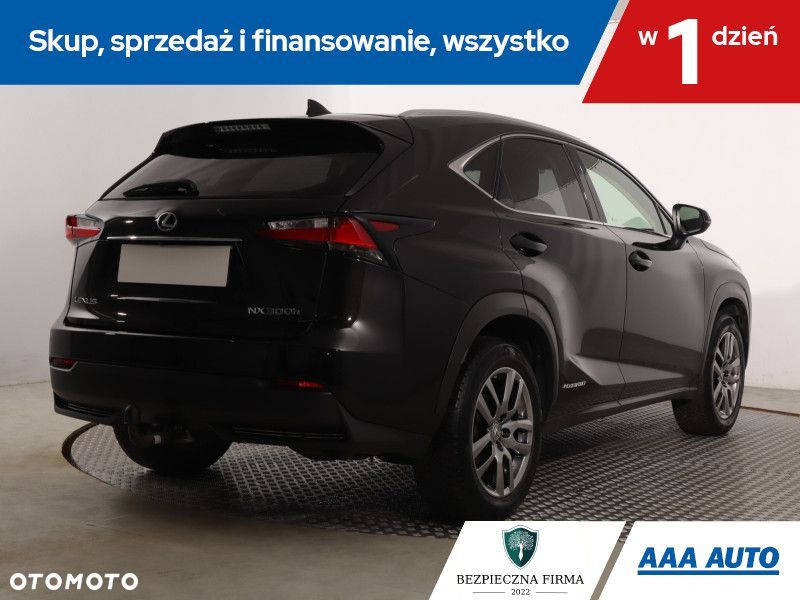 Lexus NX - 7