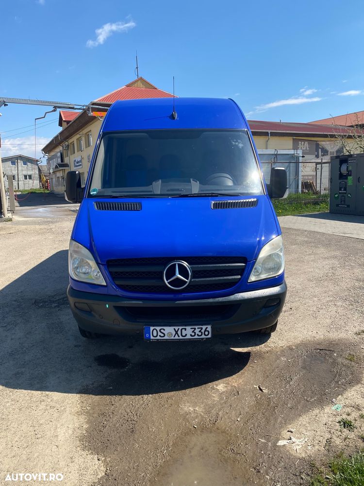 Mercedes-Benz Sprinter - 1