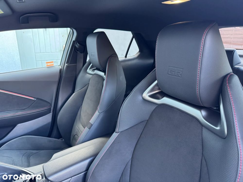 Toyota C-HR 2.0 Hybrid Dynamic Force GR Sport AWD - 36
