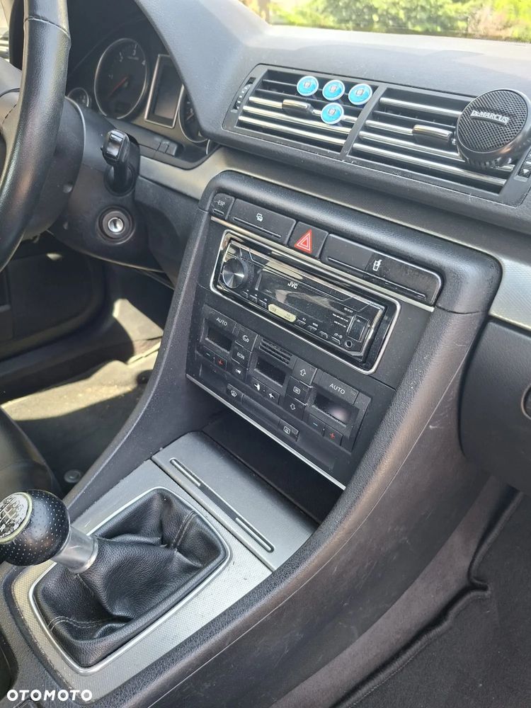 Audi A4 Limousine 1.9 TDI - 8