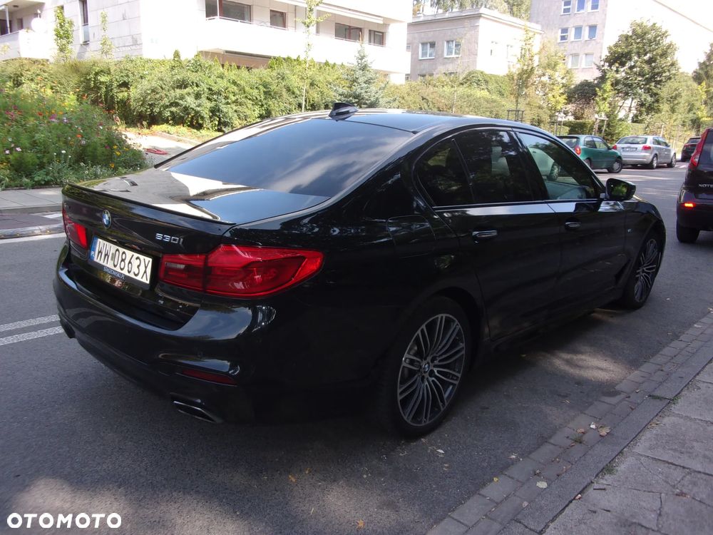 BMW Seria 5 530i xDrive Luxury Line - 16