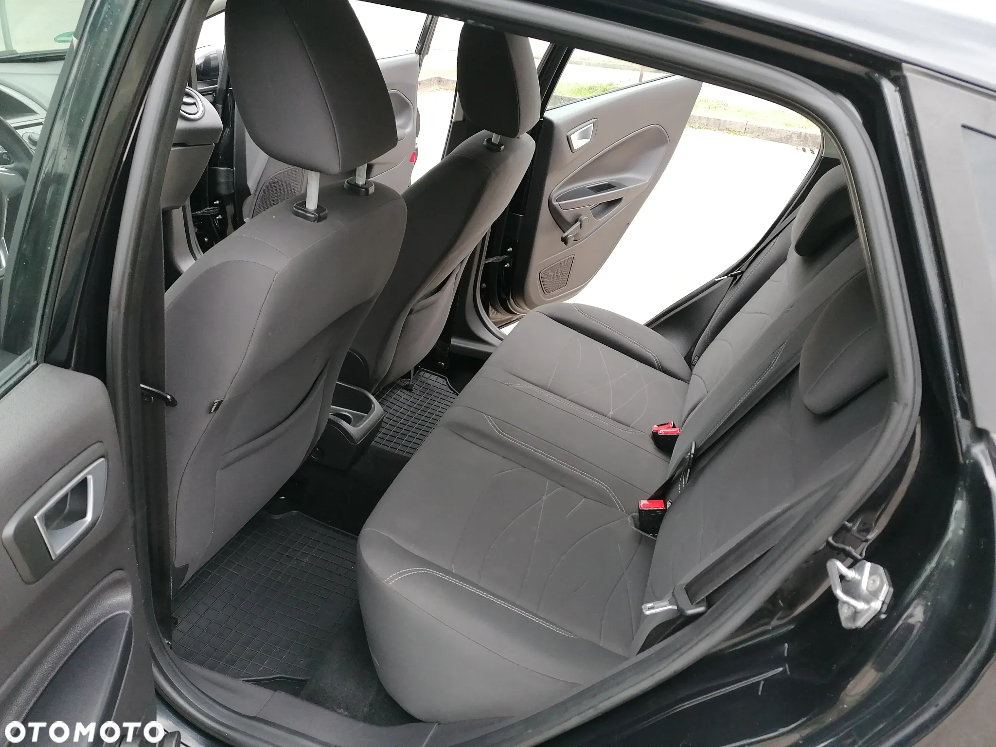 Ford Fiesta 1.25 Ambiente - 22