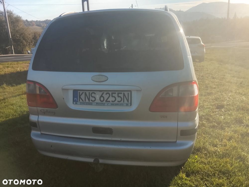 Ford Galaxy - 7