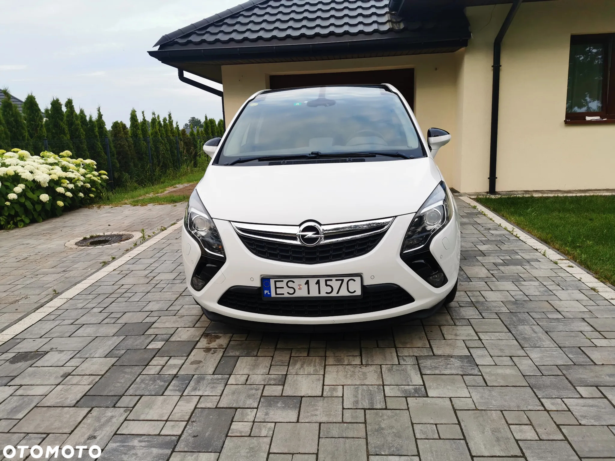 Opel Zafira 2.0 CDTI Cosmo - 2