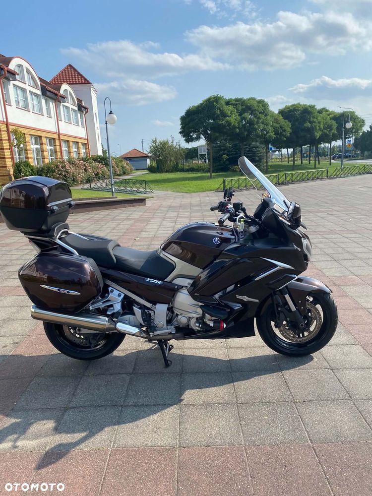 Yamaha FJR - 4