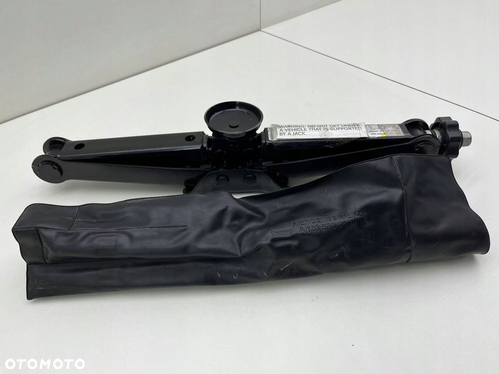 MERCEDES W447 LEWAREK PODNOŚNIK SAMOCHODOWY A6395800218 - 1