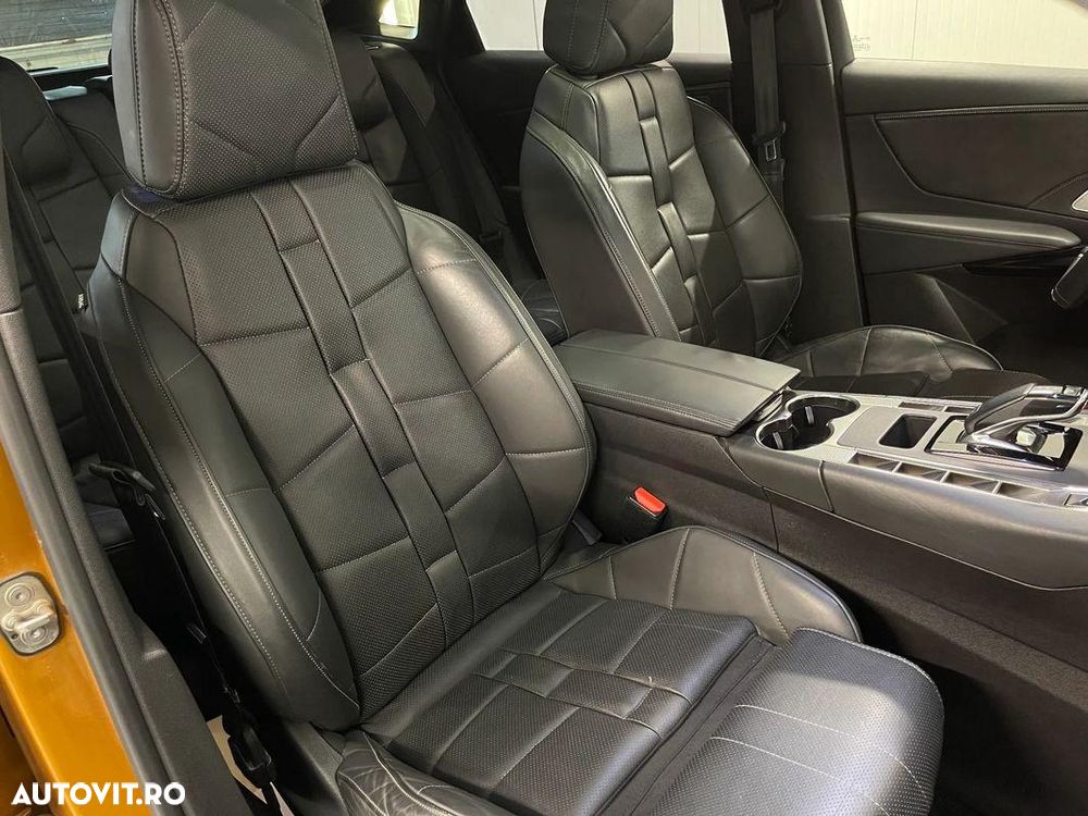 DS Automobiles DS 7 Crossback - 11