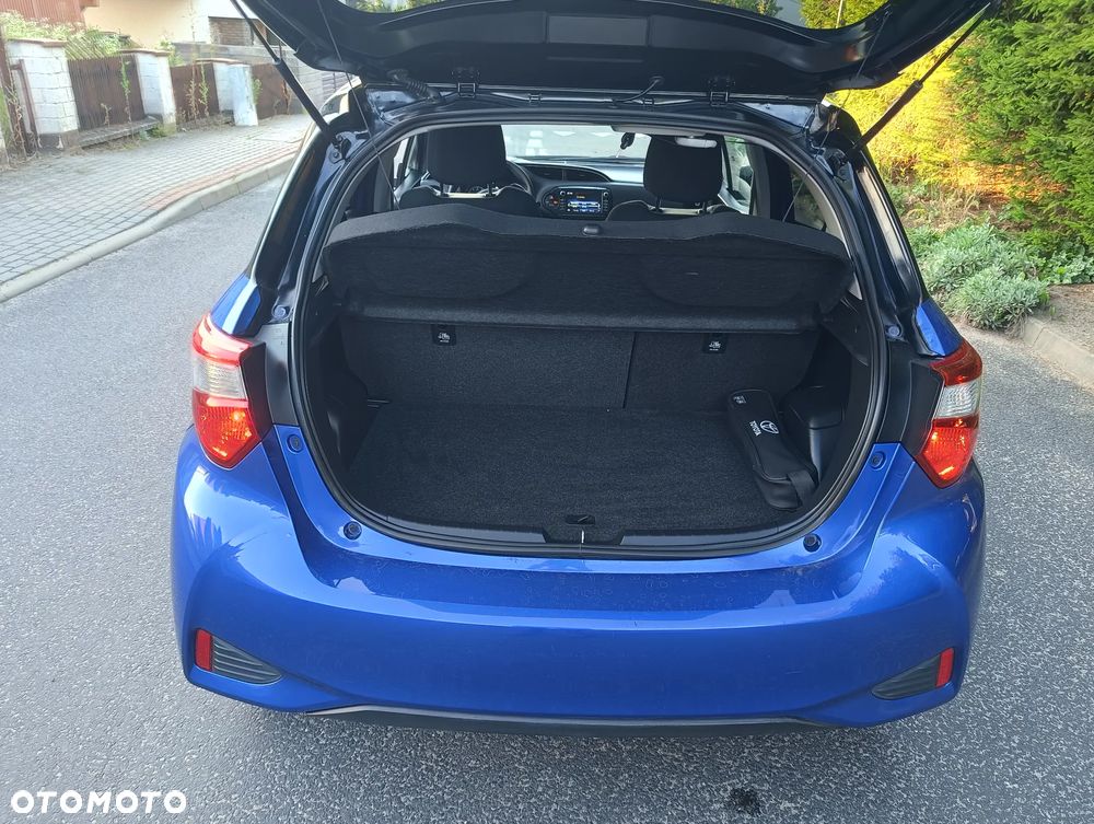 Toyota Yaris 1.5 Premium - 23