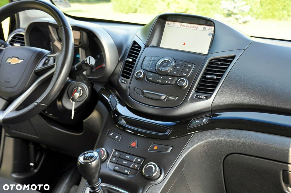 Chevrolet Orlando - 27