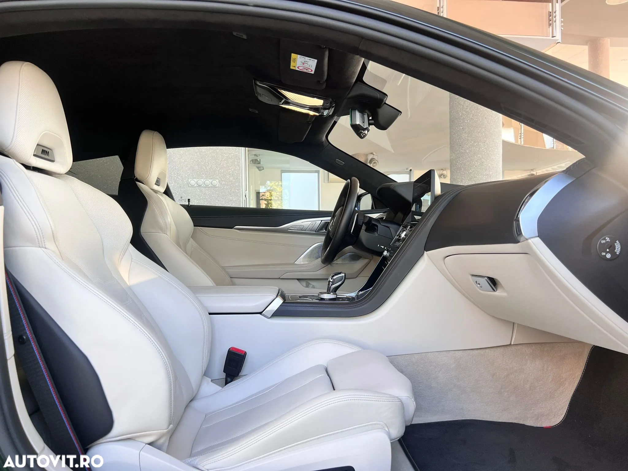 BMW Seria 8 - 15