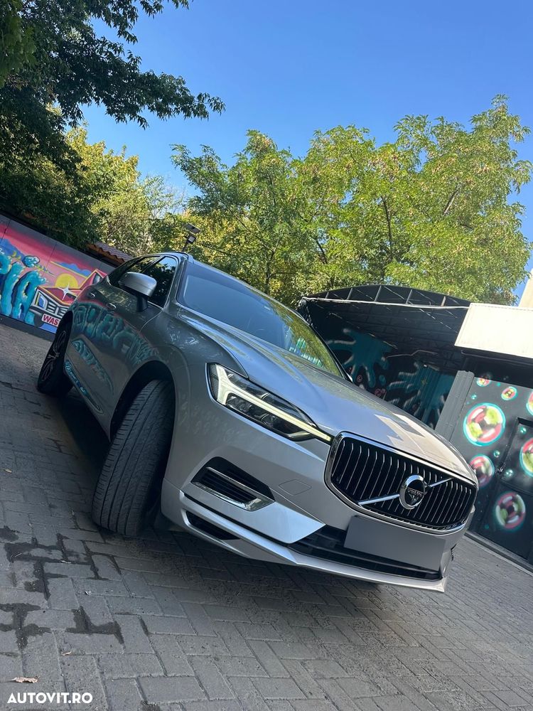 Volvo XC 60 - 4