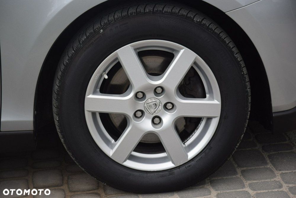 Volvo V40 Cross Country D2 Momentum - 9