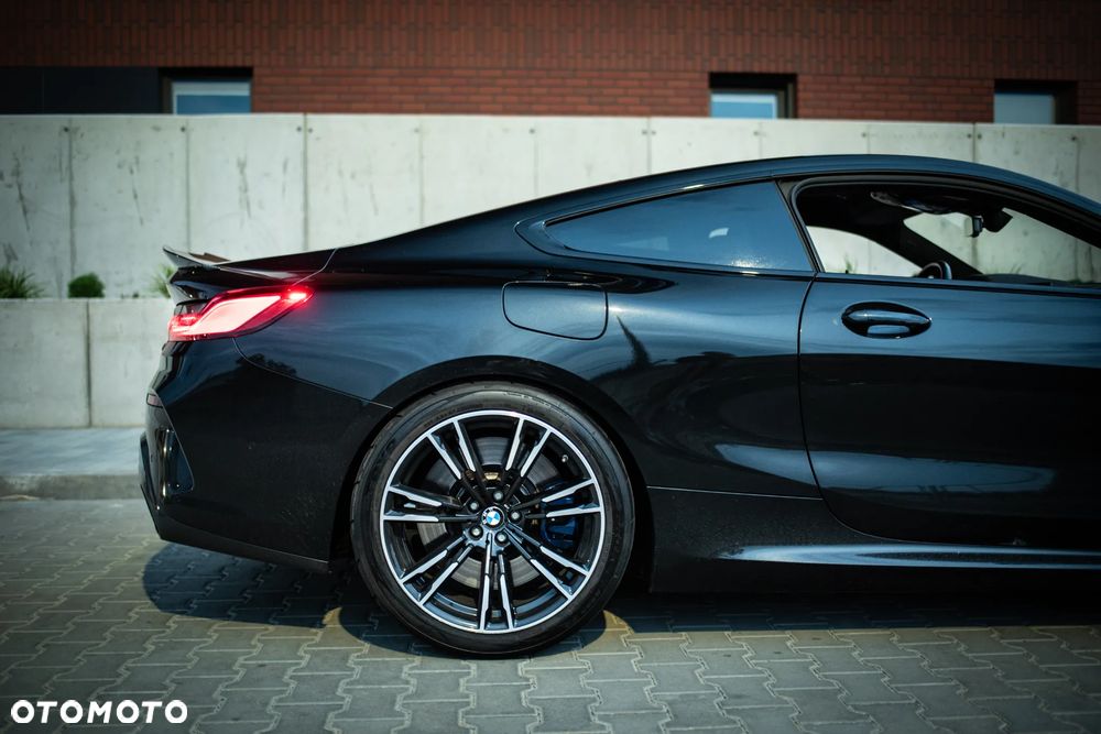 BMW Seria 8 M850i xDrive - 11