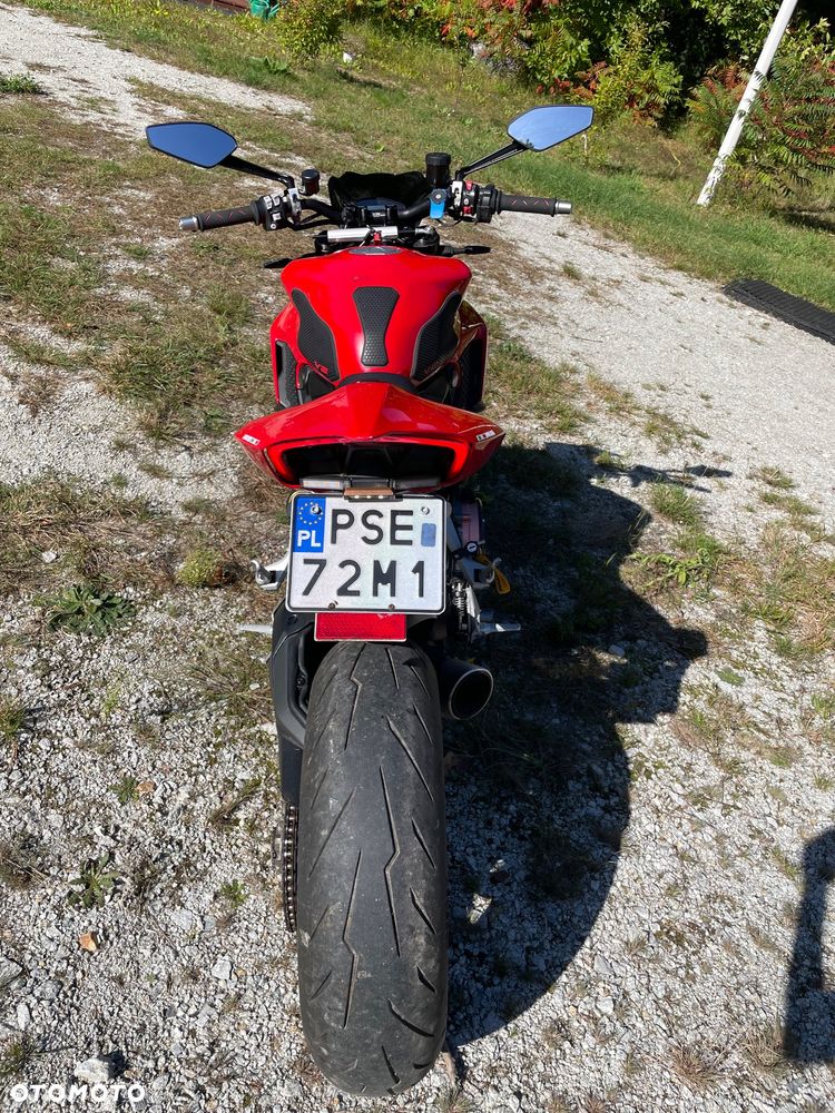 Ducati Streetfighter V2 - 9