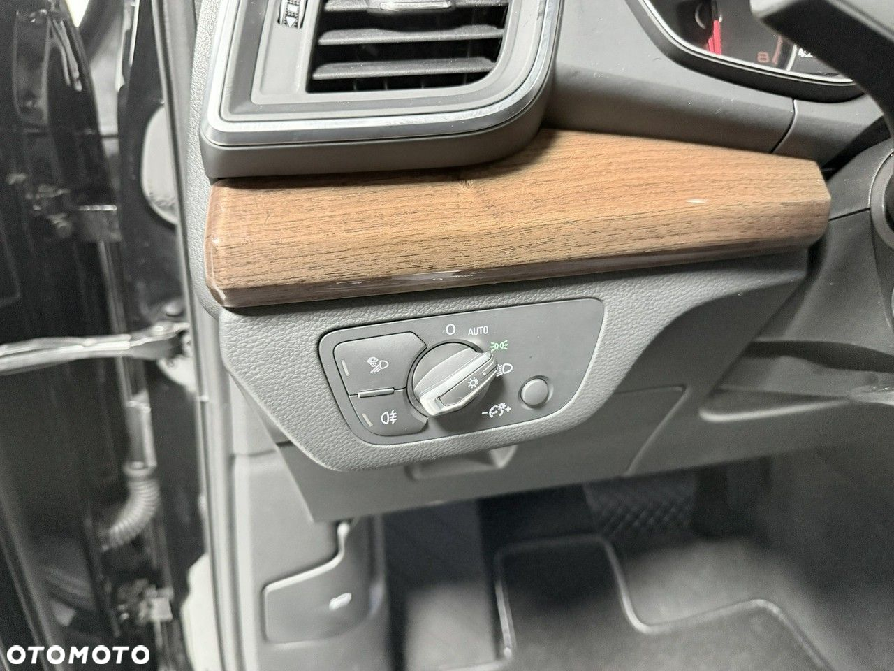 Audi Q5 45 TFSI quattro S tronic design - 38