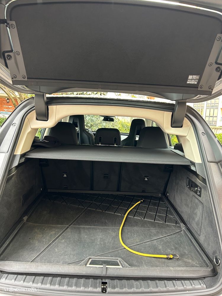 BMW iX xDrive 50 Pack Desportivo - 17